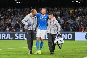 那不勒斯高层:德布劳内手术明天进行 卢卡库本周有望伤愈复出 那不勒斯高层:德布劳内手术明天进行 卢卡库本周有望伤愈复出