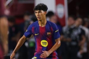 世体:西汉姆联关注巴萨17岁新星德罗,可能冬窗开出报价 世体:西汉姆联关注巴萨17岁新星德罗,可能冬窗开出报价