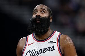 得分上双！哈登打满首节6中4拿到12分2板2助